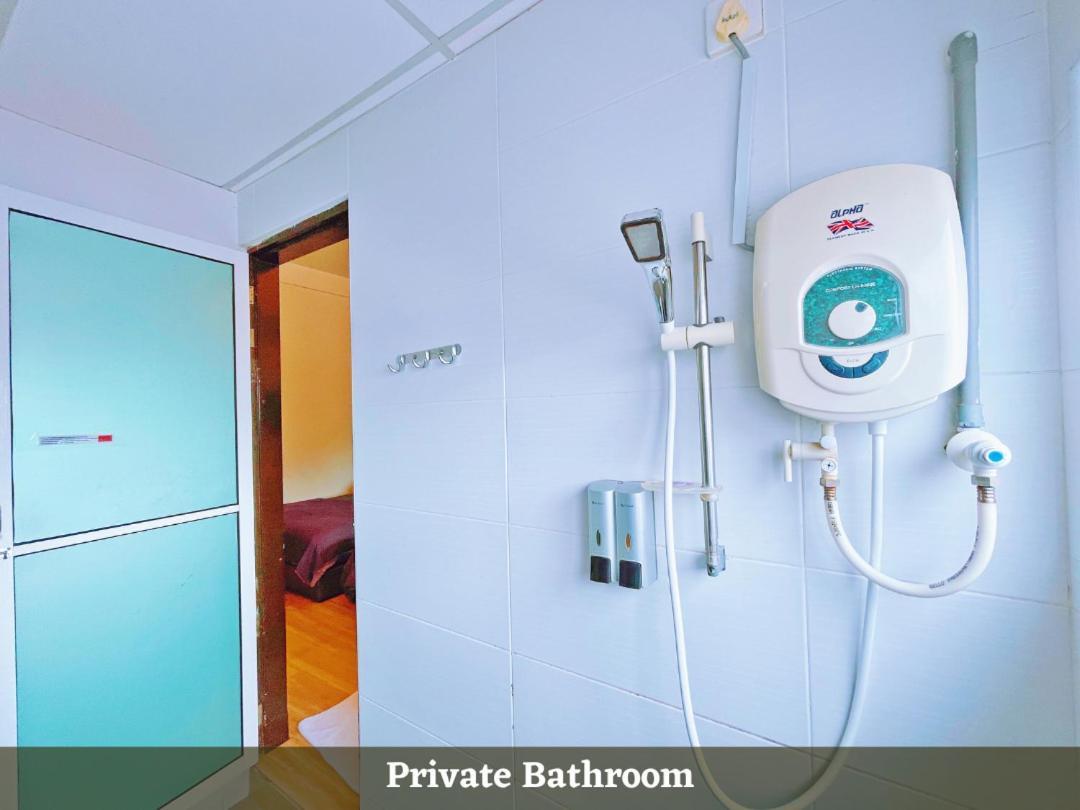Ksk Kasih Sayang Kluang Hometel Extérieur photo